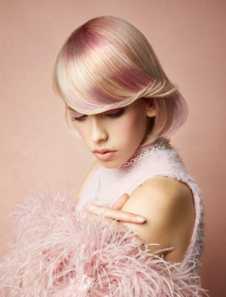 Univer. Coloring techniques. Курс по техникам окрашивания. Коллекции AMBIENT и MY. Тренинговый курс посвященный освоению различных техник окрашивания: от базовых до самых актуальных на сегодняшний день.