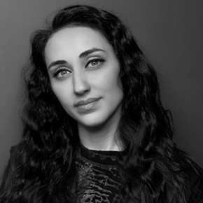 НЕЛЛИ ЯСЕНЕВА ТРЕНЕР ПРОФЕССИОНАЛЬНОГО СЕРВИСА МОСКВА.jpg